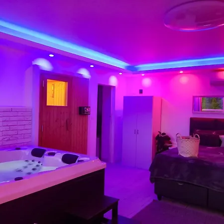 Appartamento Private Wellness With Panoramic View, Sauna&jacuzzi