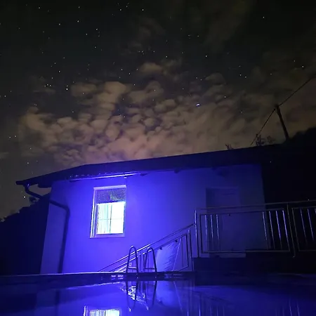 Wellness Pod Zvezdami, - Private Apartmán Maribor