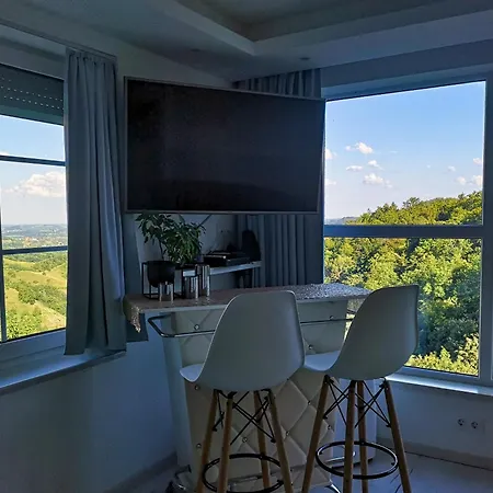 Private Wellness With Panoramic View, Sauna & Jacuzzi * Marburg