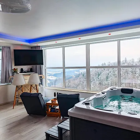 アパート Private Wellness With Panoramic View, Sauna & Jacuzzi マリボル
