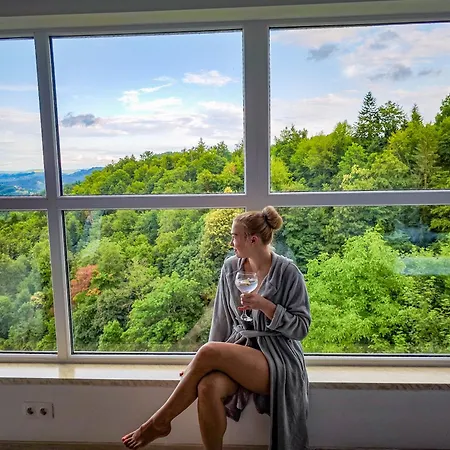 Private Wellness With Panoramic View, Sauna & Jacuzzi Maribor