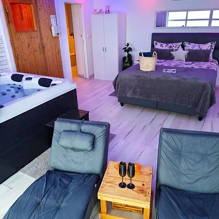 Private Wellness With Panoramic View, Sauna & Jacuzzi Appartement Maribor