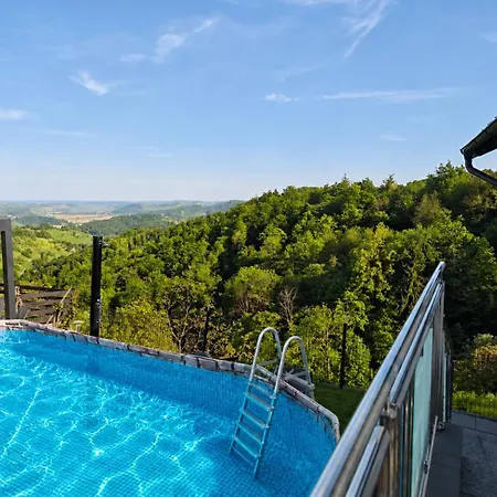 Private Wellness With Panoramic View, Sauna&jacuzzi Appartamento *