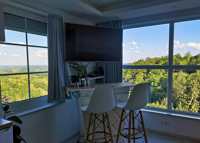 Private Wellness With Panoramic View, Sauna & Jacuzzi * Marburg