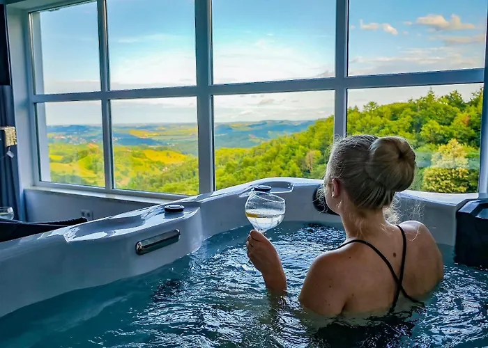 Private Wellness With Panoramic View, Sauna & Jacuzzi Lejlighed Maribor
