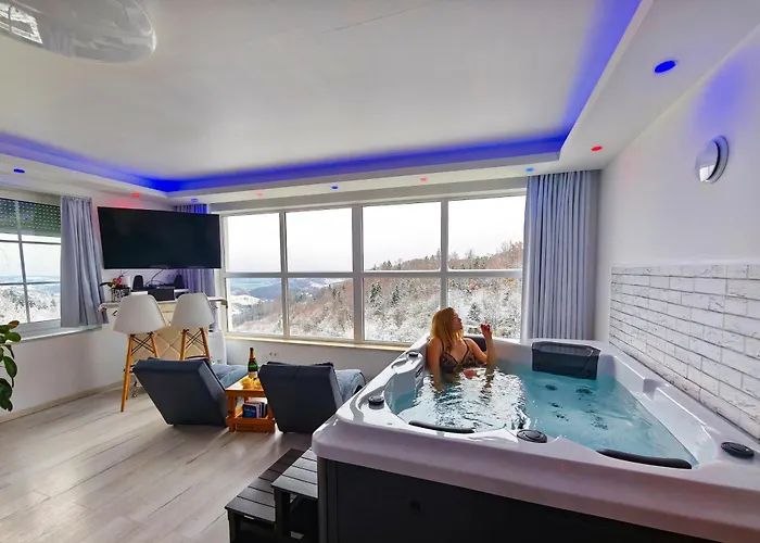 Private Wellness With Panoramic View, Sauna & Jacuzzi Marburg