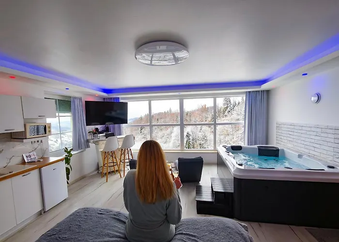 Private Wellness With Panoramic View, Sauna & Jacuzzi Maribor